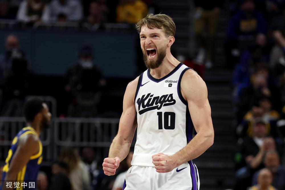 但赛场上却 但赛场上却