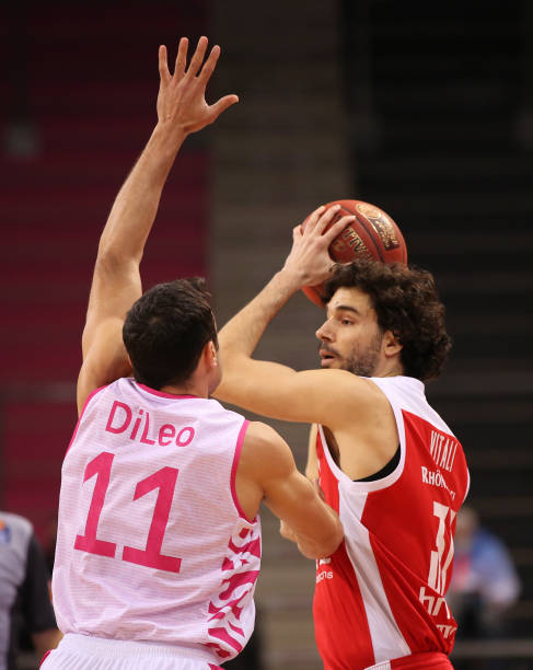 赵继伟作为 赵继伟作为