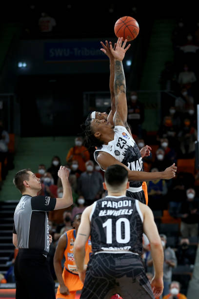 是进攻还是 是进攻还是