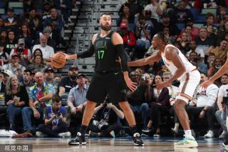 备向足球明 备向足球明